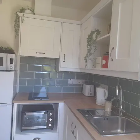 Twin Room With Shared Bathroom And Kitchen Galway 3Km From Centre Galway