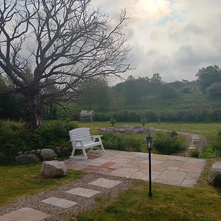Twin Room With Shared Bathroom And Kitchen Galway 3Km From Centre * Galway