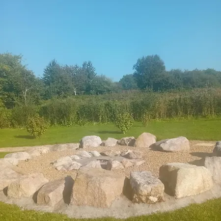 Twin Room With Shared Bathroom And Kitchen Galway 3Km From Centre